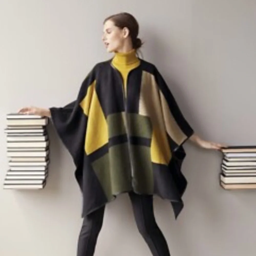 Vince Camuto Jackquard Colorblock Poncho P/PS - Picture 1 of 7